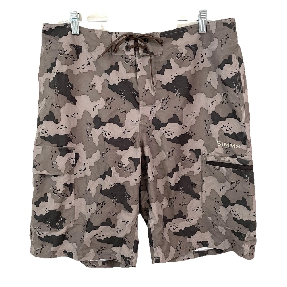Simms Camo Surf Board Shorts Men's L/36 Lace up Zip Gray NEW